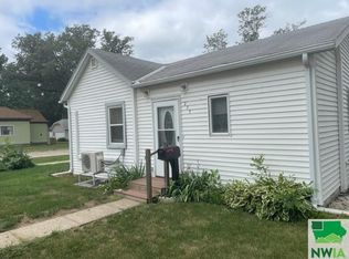 235 3rd Ave SW, Le Mars, IA 51031