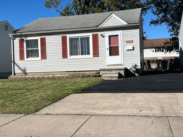 28448 John Hauk St, Garden City, MI 48135