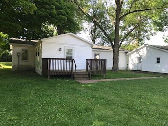 101 E Cherry St, Advance, IN 46102