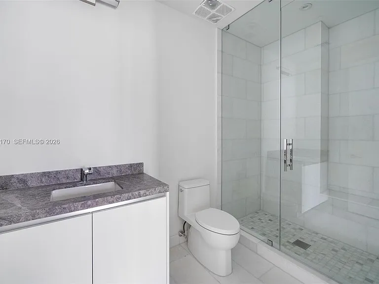 175 SE 25th Rd #1904 — Photo 19