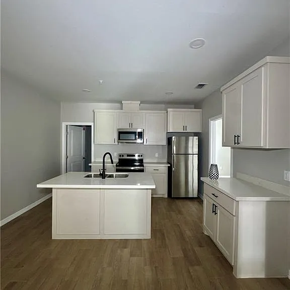 720 Ragland St #8 — Photo 15