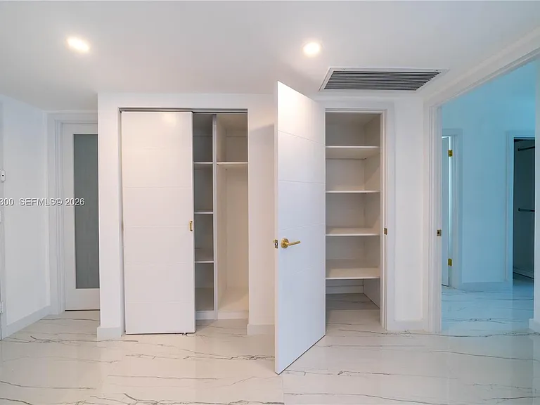 19380 Collins Ave #1105 — Photo 17