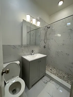 Rented by Building Equity Real Estate LLC | media 4