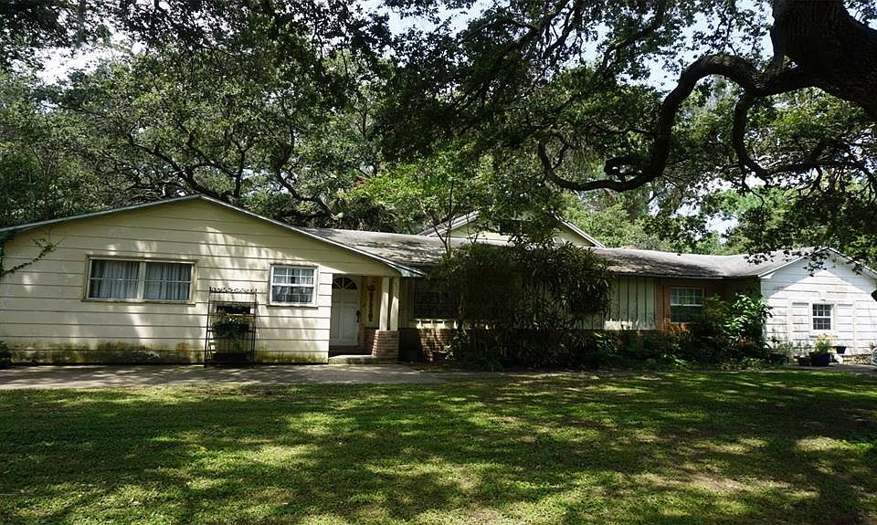 1st image of 8230 74TH STREET N