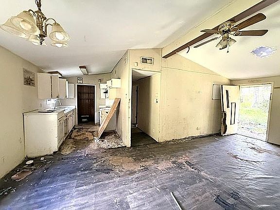 3rd image of 58 Roy Webb Rd
