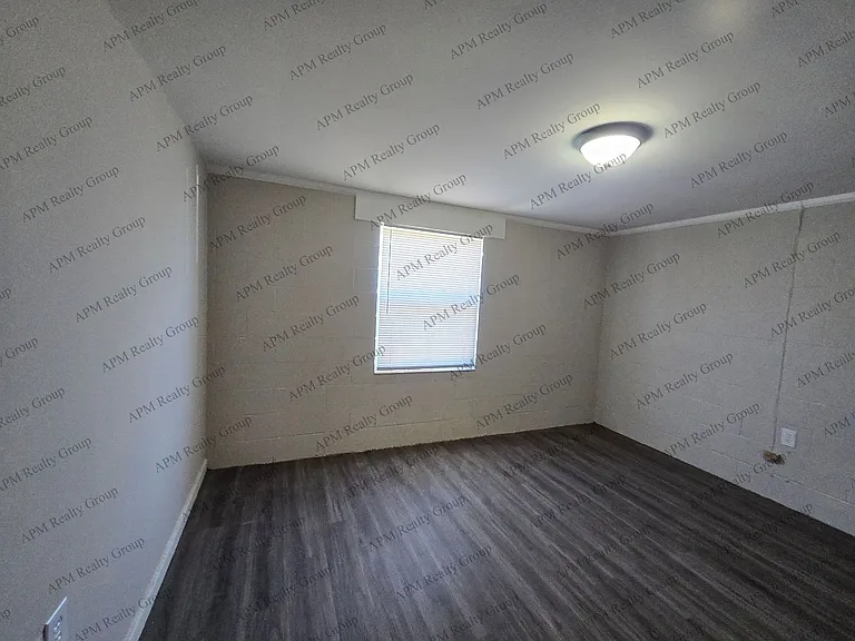 2815D Howell Ct — Photo 3