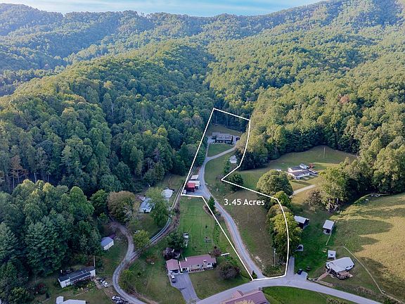 3rd image of 500 Piney Grove Rd