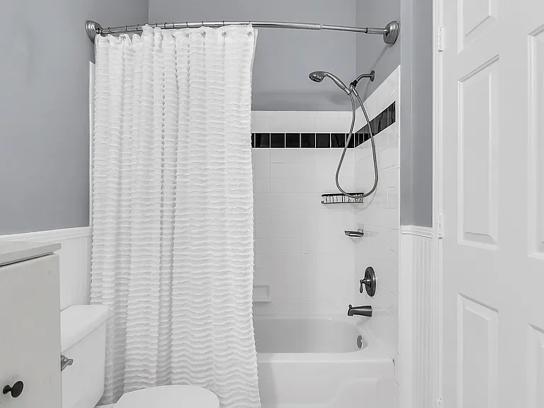 2332 Chatelain Way #1 — Photo 5