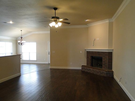 3rd image of 612 Wagner Dr