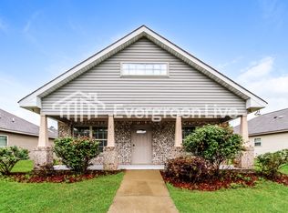 120 Creek Run Way, Calera, AL 35040