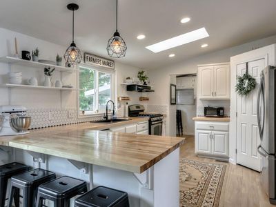 5800 W Park Dr, Ione, CA, 95640