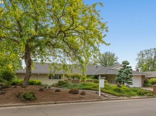 7340 SW Willowmere Dr, Portland, OR 97225