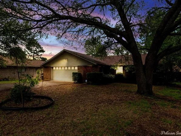 9105 Rosedown Cir, Shreveport, LA 71118