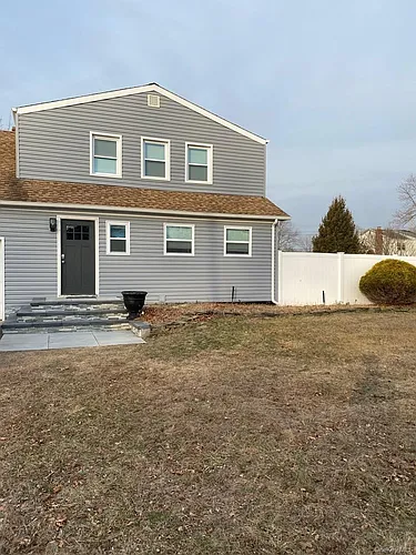 36 Oneida Ave Photo 1