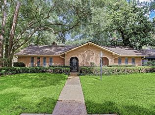 4910 Clift Haven Dr, Houston, TX 77018