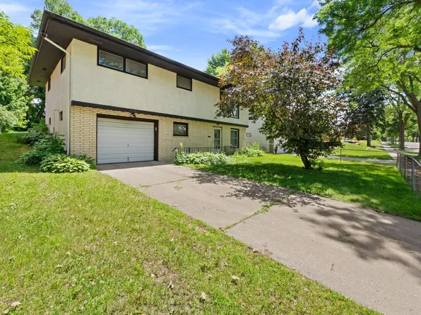 1422 Kent St, Saint Paul, MN 55117