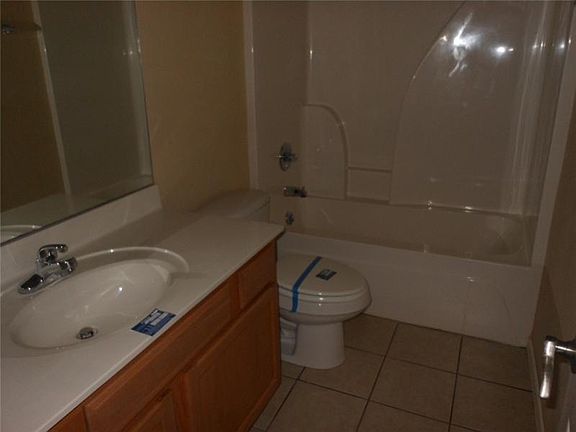 5th image of 4 Netherton Ln