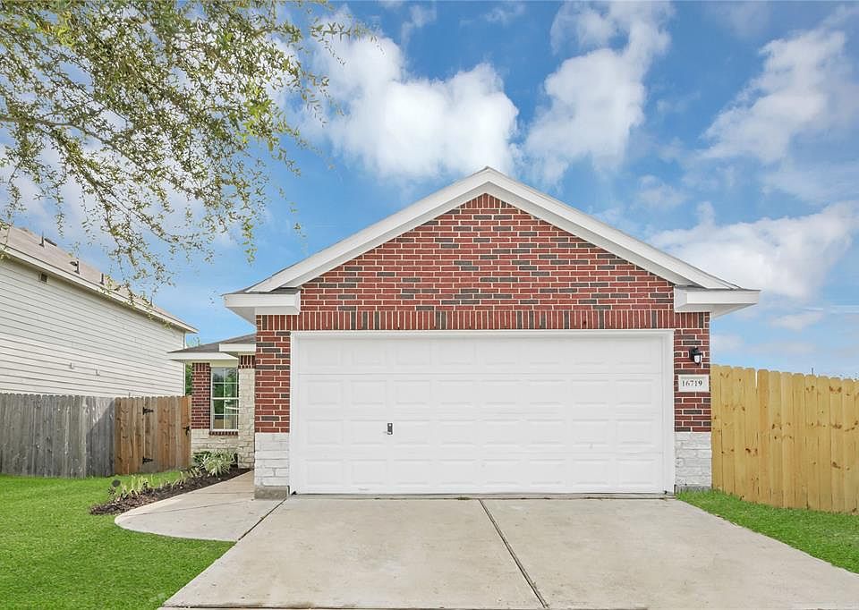 1st image of 16719 Sidonie Dr