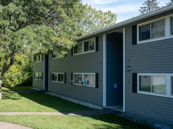 248 Quarry Hill Rd APT 73, South Burlington, VT 05403