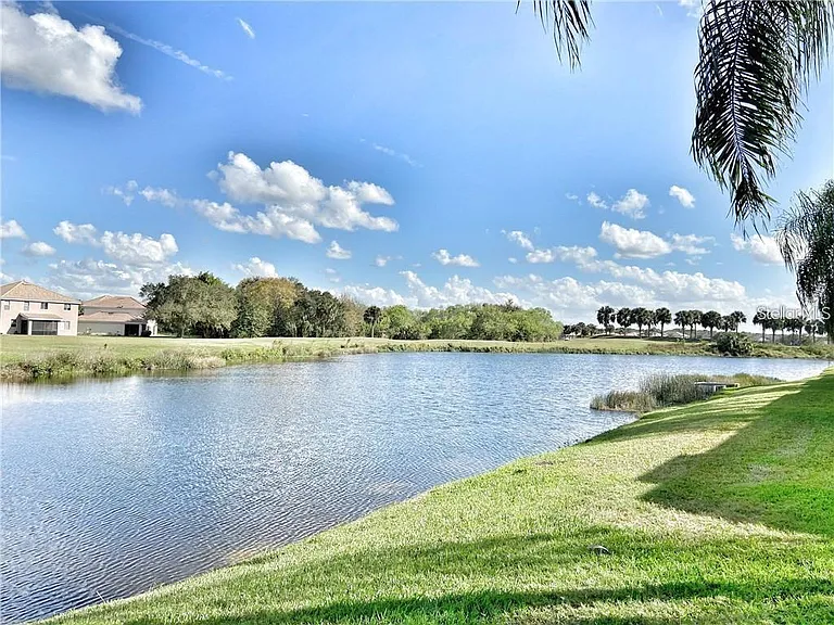 915 Fairwaycove Ln #208 — Photo 25