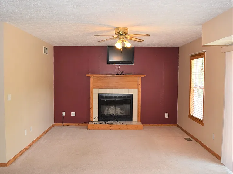 110 Dogwood Cir — Photo 12
