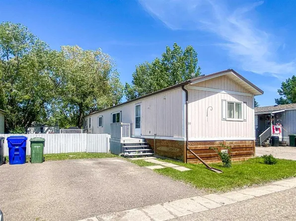 5800 46th St #59, Olds, AB T4H 1G7