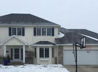 2550 S 36th St, Grand Forks, ND 58201