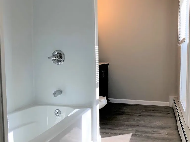 11 Noble Avenue — Photo 15