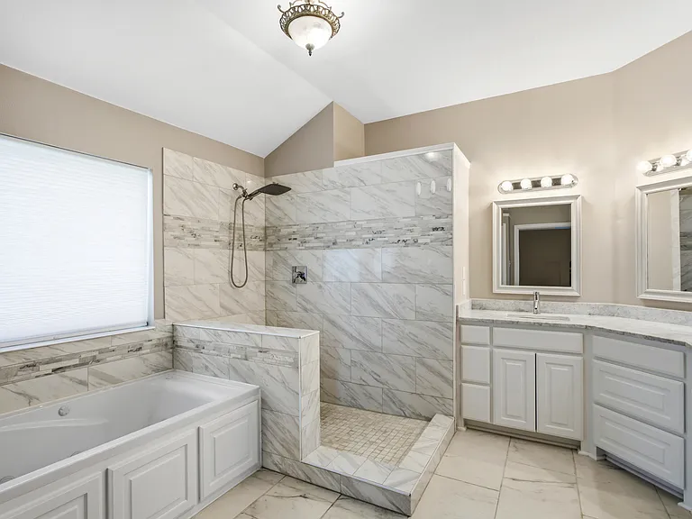 Primary Bathroom with large step in shower