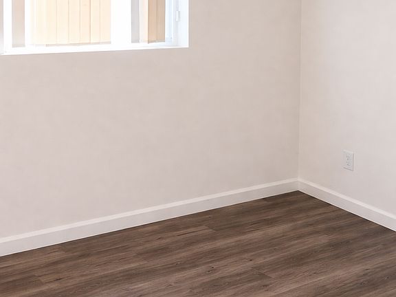 5th image of 3659 Lemona Ave APT 6