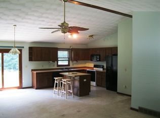 129 Citation Dr SW, Pataskala, OH 43062