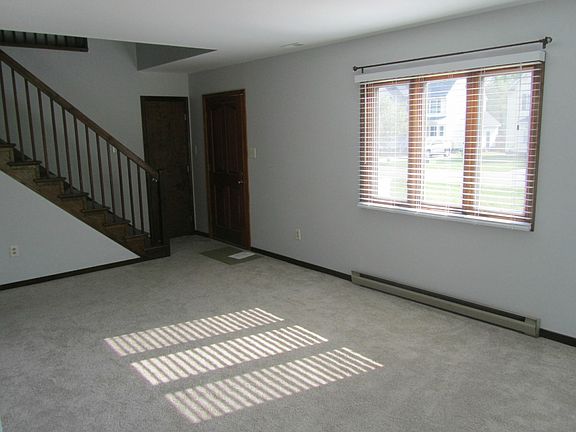 2nd image of 10016 Crystal Lake Ave