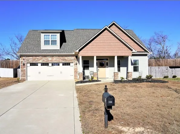 230 Weston Woods St, Raeford, NC 28376
