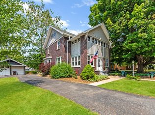 214 S Hickory St, Wenona, IL 61377