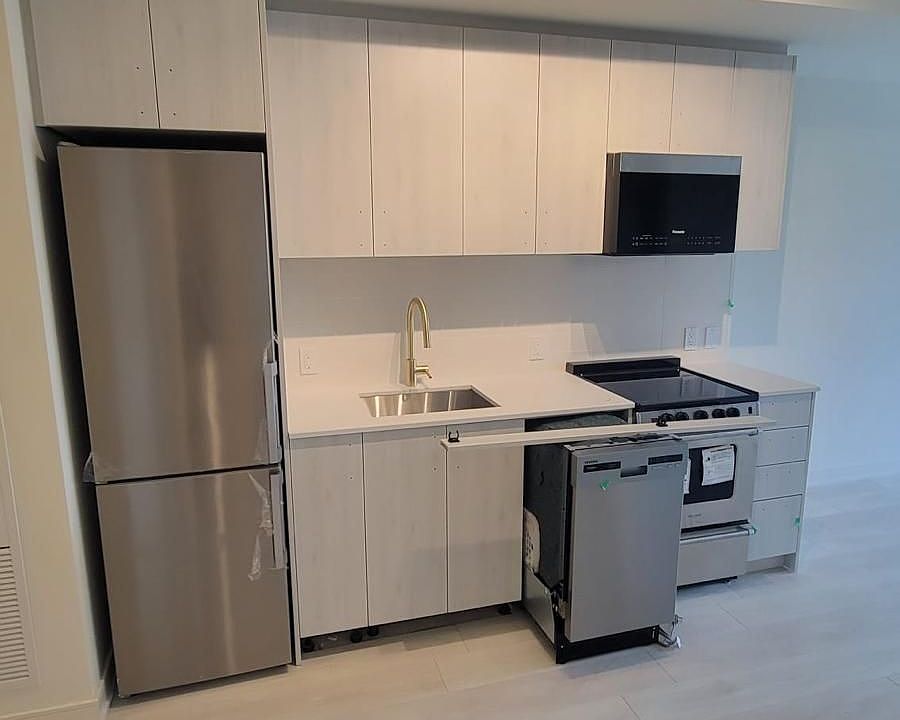 1st image of 8010 Derry Rd #212