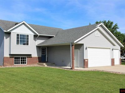 513 3rd St SW, Medford, MN, 55049