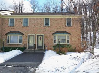 166 Williamsburg Ct, Albany, NY 12203