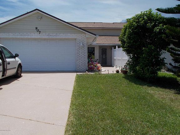 2nd image of 907 Schoolway Ave