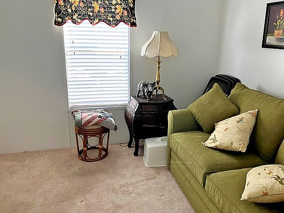 5th image of 68 Sea Fern Dr #100