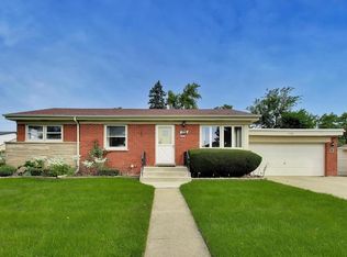 7338 Beckwith Rd, Morton Grove, IL 60053