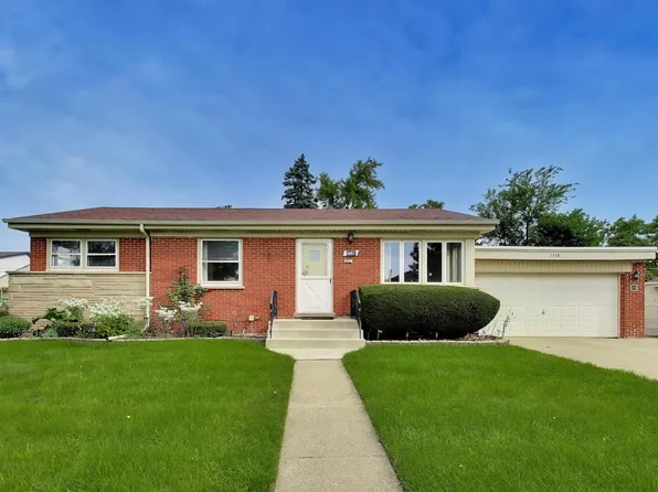 7338 Beckwith Rd, Morton Grove, IL 60053