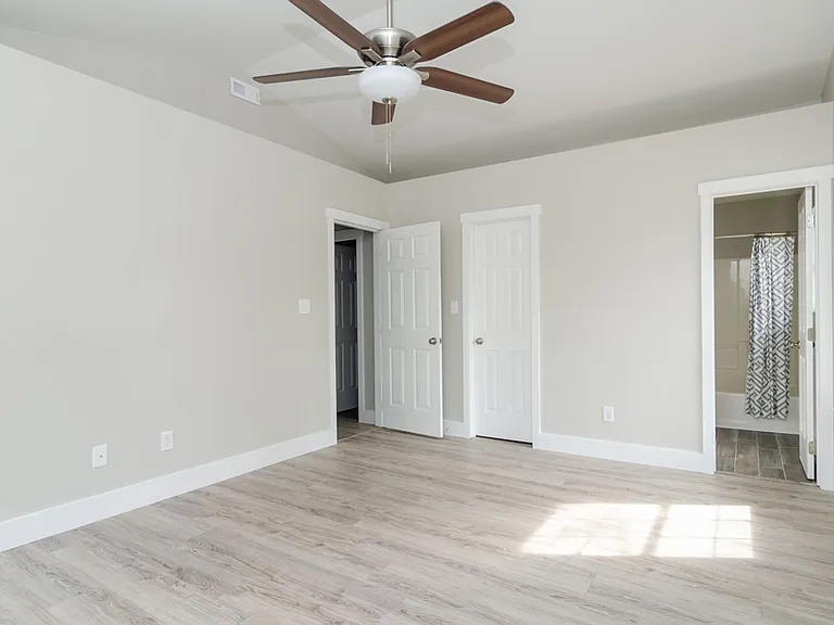 5308 Petrel Ct — Photo 21