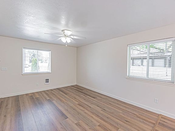 2nd image of 665 Meppen Dr