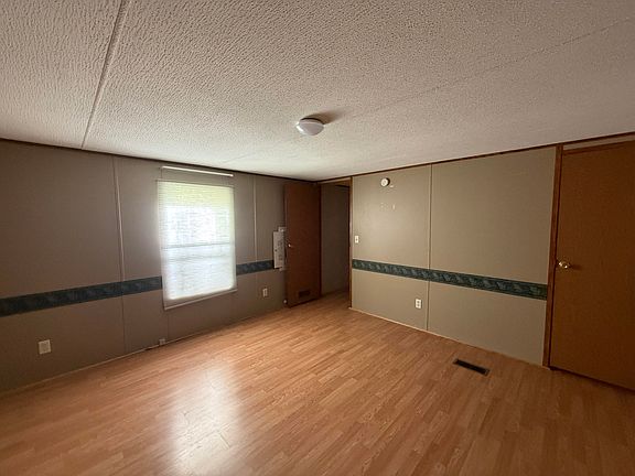3rd image of 317 Wilkerson Dr