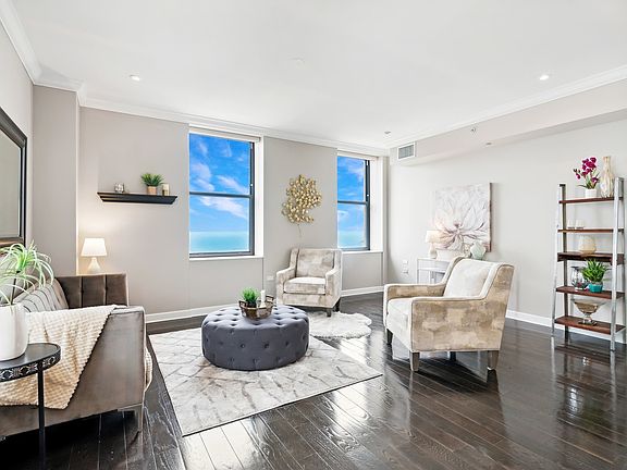 3rd image of 310 S Michigan Ave Unit 1600