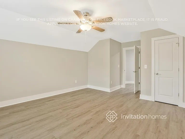 2449 Raven Cir — Photo 13