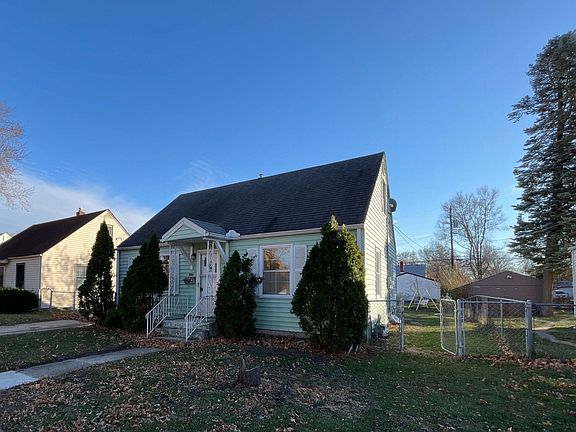 2nd image of 3032 Summerdale Ave