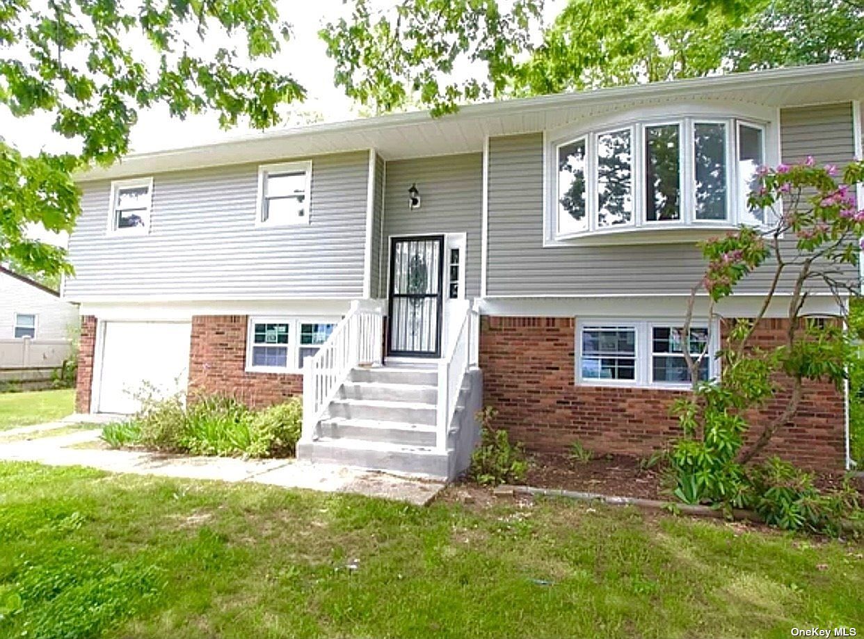 152 Maida Avenue, Deer Park, NY 11729 Zillow