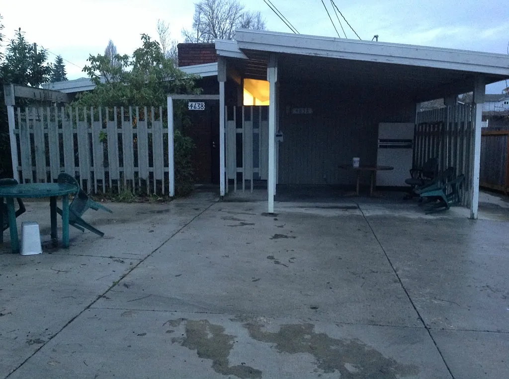 4638 S Austin St photo 1