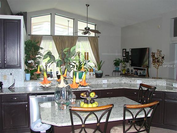 5th image of 15731 Berea Dr